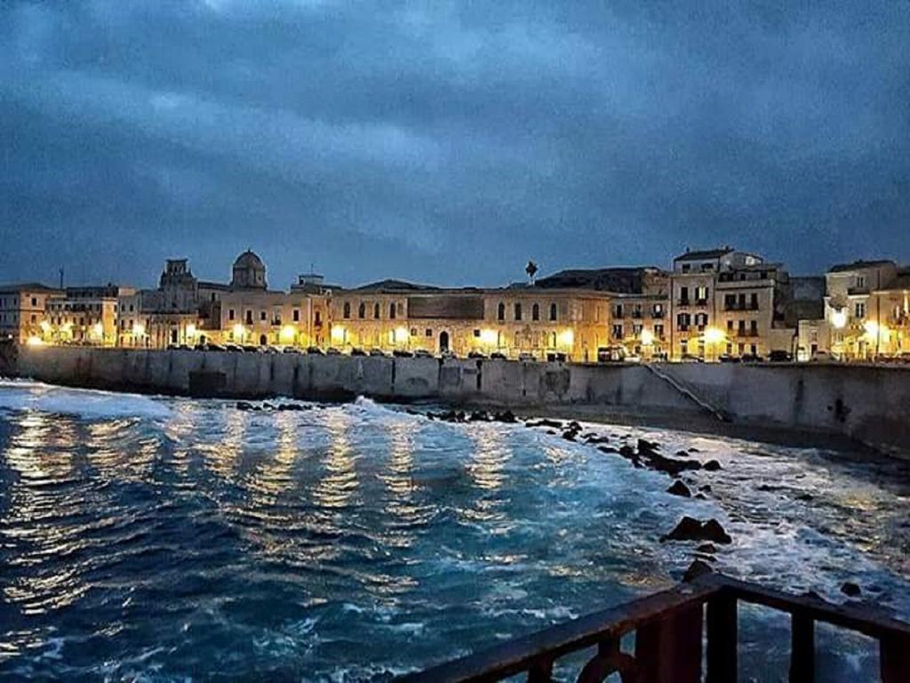Lungomare Elio Vittorini Villa Syracuse Exterior foto