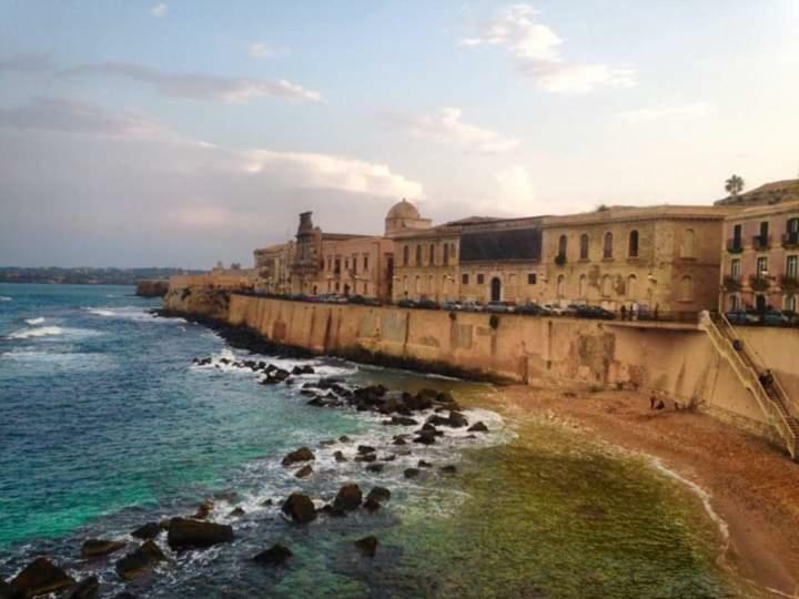 Lungomare Elio Vittorini Villa Syracuse Exterior foto