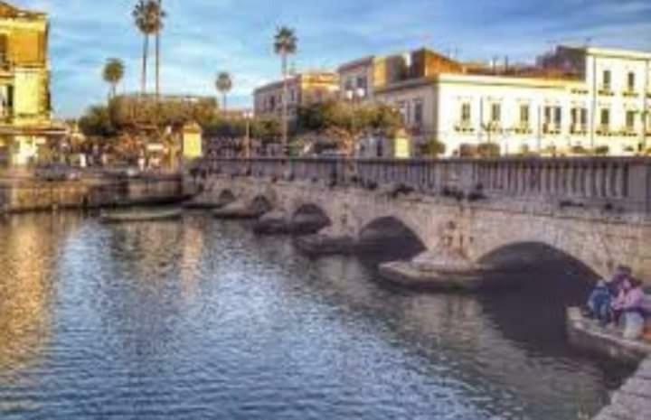 Lungomare Elio Vittorini Villa Syracuse Exterior foto